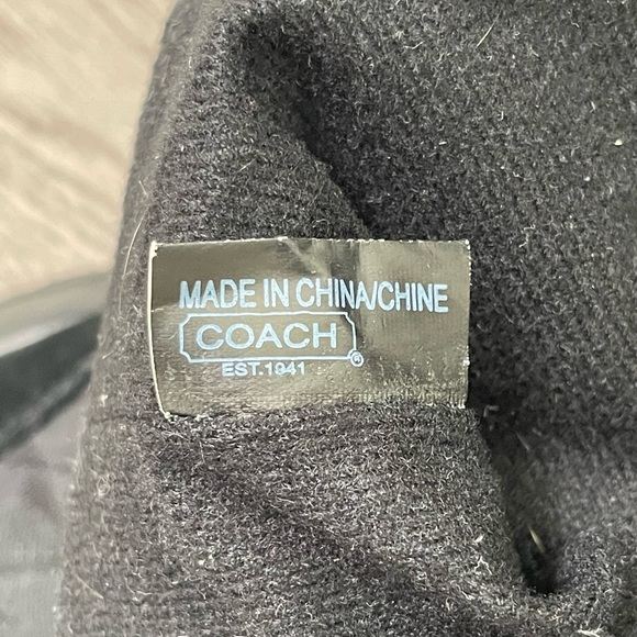 Coach Sharron style A7642 monogram signature boots with vibram Sole, size 8.5 - Picture 6 of 9